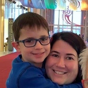 Meet your Posher, Amy